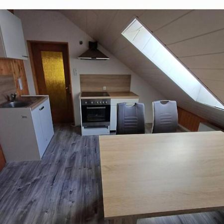 Hopfach Dachwohnung Wolpertshausen المظهر الخارجي الصورة