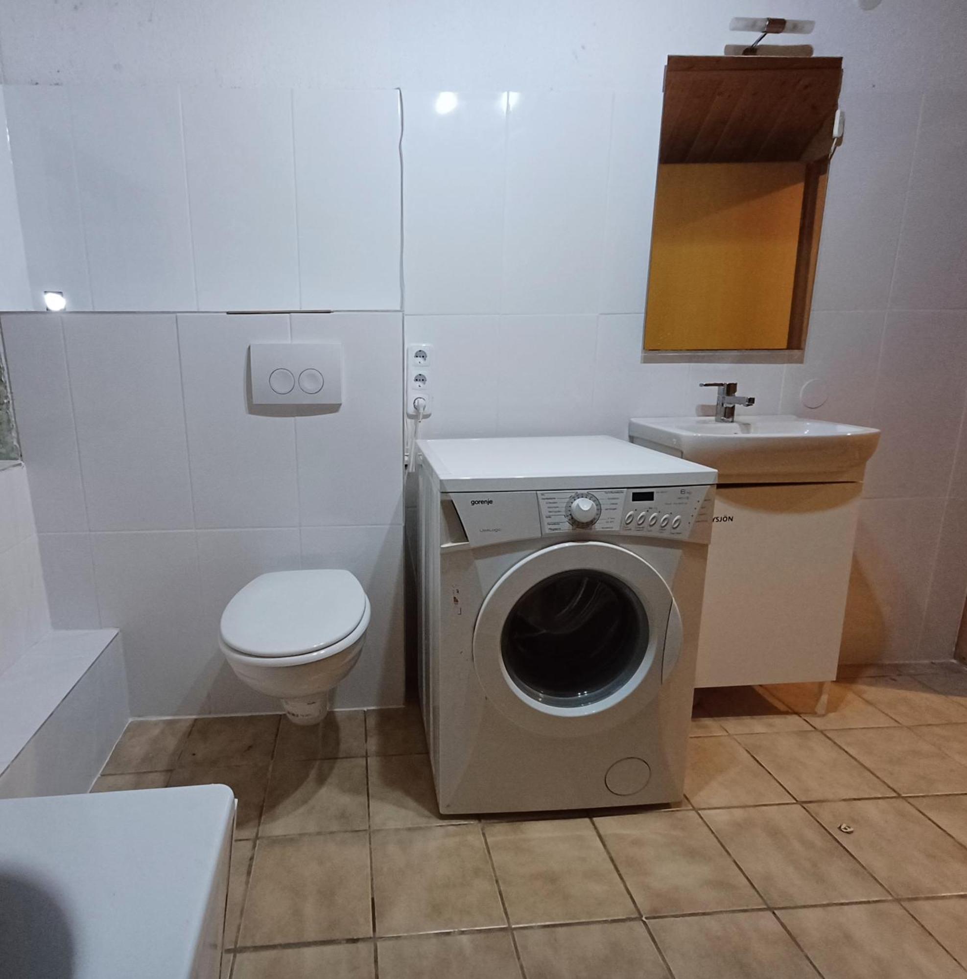 Hopfach Dachwohnung Wolpertshausen المظهر الخارجي الصورة